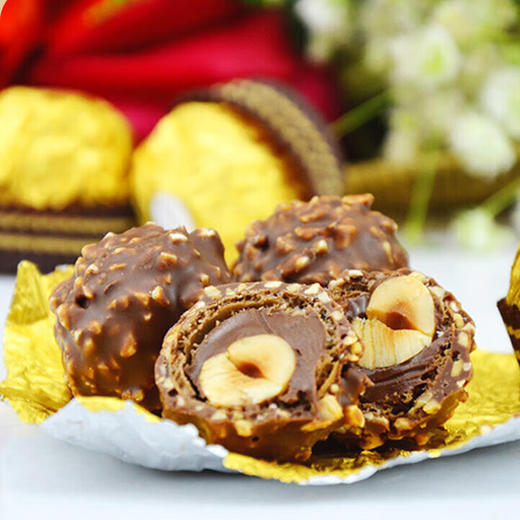 费列罗18粒金色经典DIY礼盒225g 商品图8