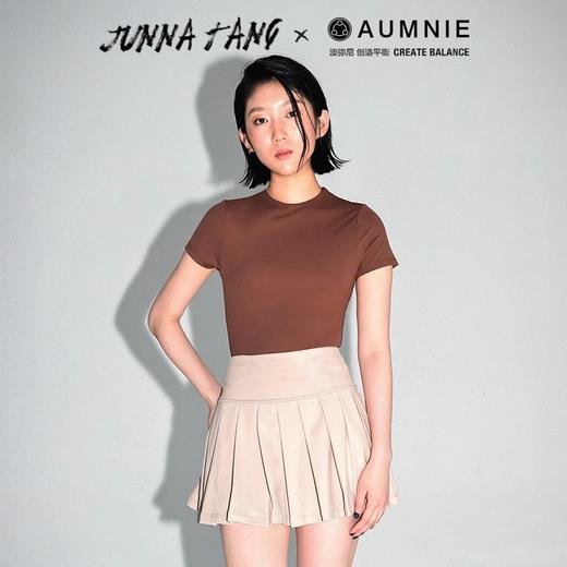 AUMNIE澳弥尼都市T恤长款修身短上衣百搭休闲健身运动跑步短袖女 商品图1