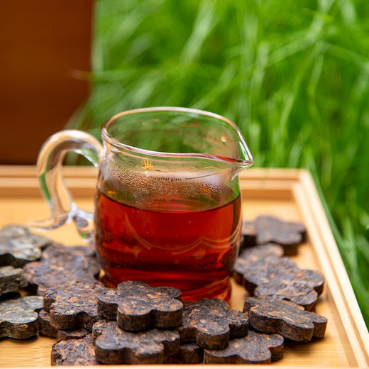 葳盛茶业2024年新品梅花小饼勐海布朗山古树普洱熟茶64g 商品图3