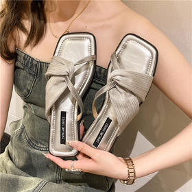 【小众仙女风❗️法式叉露趾凉鞋】优质面料柔软防滑耐磨底，日常通勤/修饰腿型 时尚个性/简约百搭，新款凉拖鞋女L