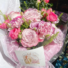 【小甜蜜】紫色系精美圆形小花束