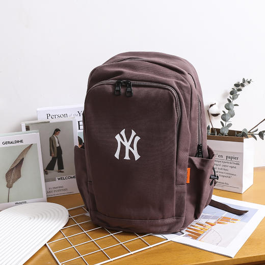 【专属】出游季特惠！！！品牌授权✅ 【MLB24新款学院风双肩包】巨能装的情侣款双肩书包！ 商品图5