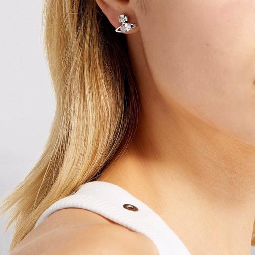 西太后系列 土星遇上蝴蝶 轻盈起舞 梦幻交织 演绎宇宙浪漫 璀璨夺目 商品图3