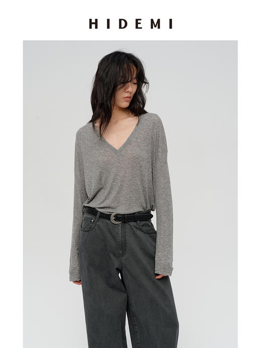 HIDEMI 极简V领大廓形轻柔皮肤衣系列宽松慵懒设计感可再生纤维面膜上衣长袖T恤 商品图4