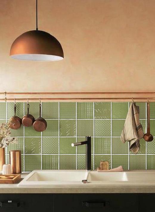 CHA-C.140-GL  100*300mm 亮面牛油果绿花砖 商品图1