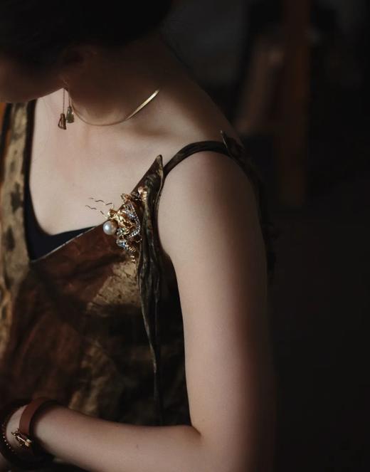 有龙则灵 | 墨龙图大尺寸胸针 商品图5