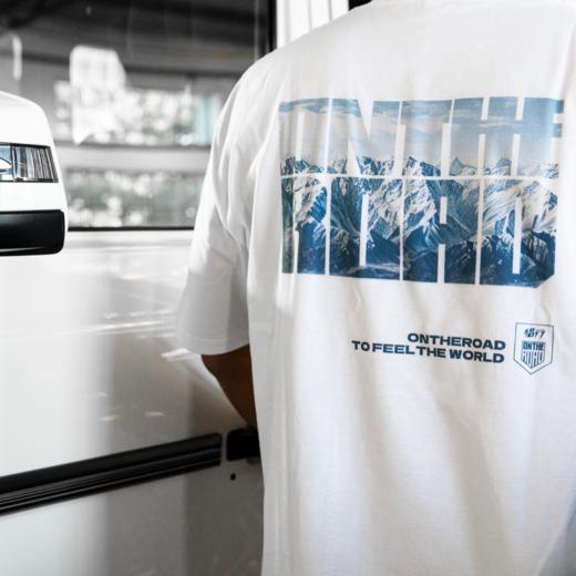 侣行 张昕宇梁红同款 一起见识T恤 宽松版重磅230克短袖 商品图2