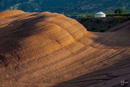 腾格里沙漠粉红湖、定边万亩荞麦花&七彩盐田、波浪谷、雨岔大峡谷、壶口瀑布8天纯玩团 商品图7