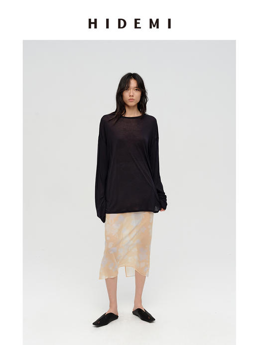 HIDEMI凉感超薄清透皮肤衣系列圆领oversize宽松慵懒长袖面膜T恤 朱红色/豆沙灰绿/烟草灰/深藏青/自然白 商品图5