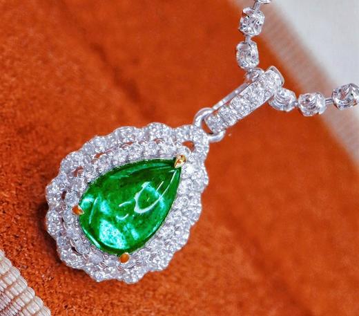 1.05ct 祖母绿吊坠 商品图2