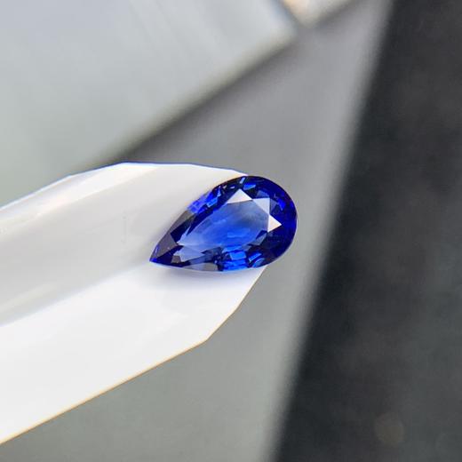 1.02ct 蓝宝石裸石 商品图2