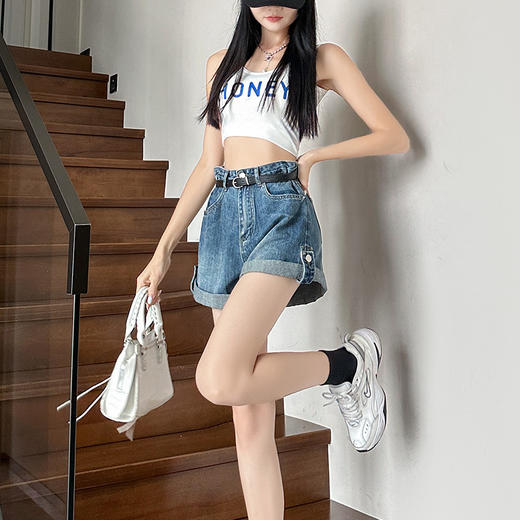 西遇C蓝色卷边牛仔短裤女夏季新款早秋高腰显瘦A字辣妹热裤SS140092 商品图4