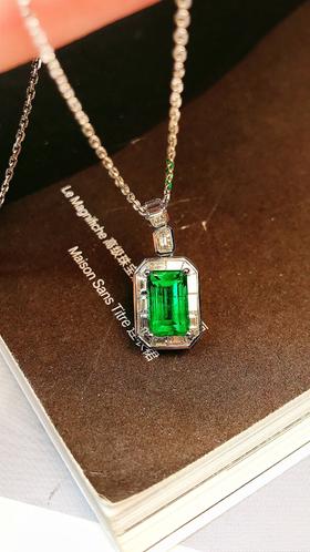 1.43ct 祖母绿锁骨链