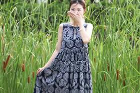 #买家秀分享—“雨生百谷”自然之韵，棉麻连衣裙演绎清新民族风尚