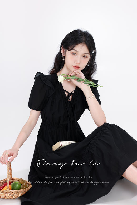 鹿向南「夜巴黎」法式夏季黑色短袖连衣裙2025新款气质高腰裙子女 商品图5