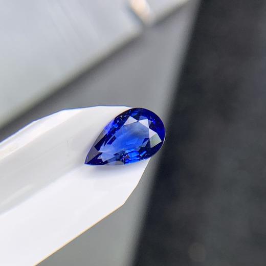1.02ct 蓝宝石裸石 商品图3