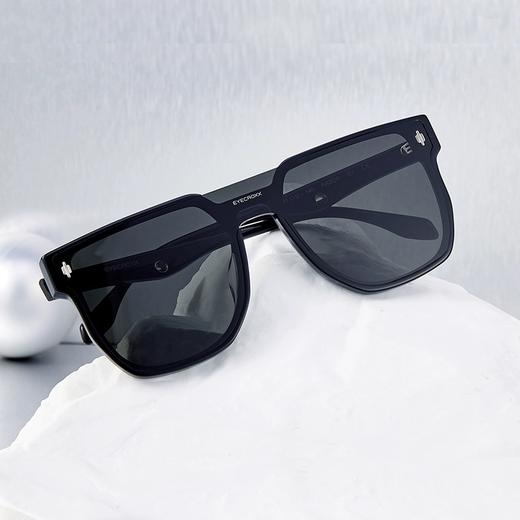 【品牌特惠】EYECROXX乘号墨镜女高级感显脸小黑色大框XS21009RazorC1 商品图3