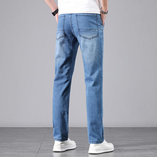 赤兔嗨购男装宽松直筒弹力不束缚牛仔裤2024年秋冬新款水洗蓝色长裤宽腿 商品图8