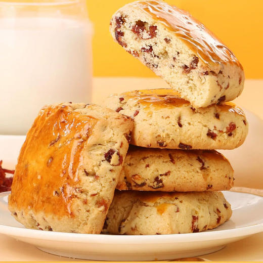 蔓越莓红枣酥饼，5袋组合，老字号品牌，精选蔓越莓干，红枣干，鸡蛋原料，传统工艺烘烤制作，营养丰富，酥软可口，微甜不腻D 商品图0