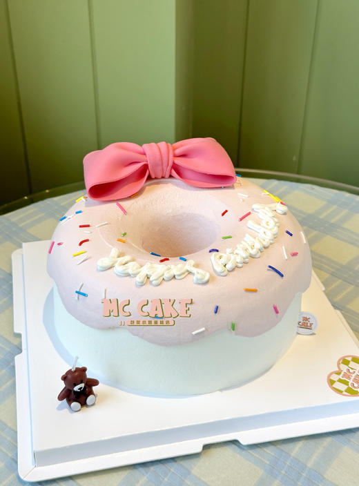 甜甜圈蝴蝶结蛋糕 商品图0