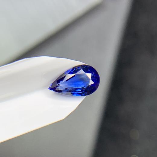 1.02ct 蓝宝石裸石 商品图5