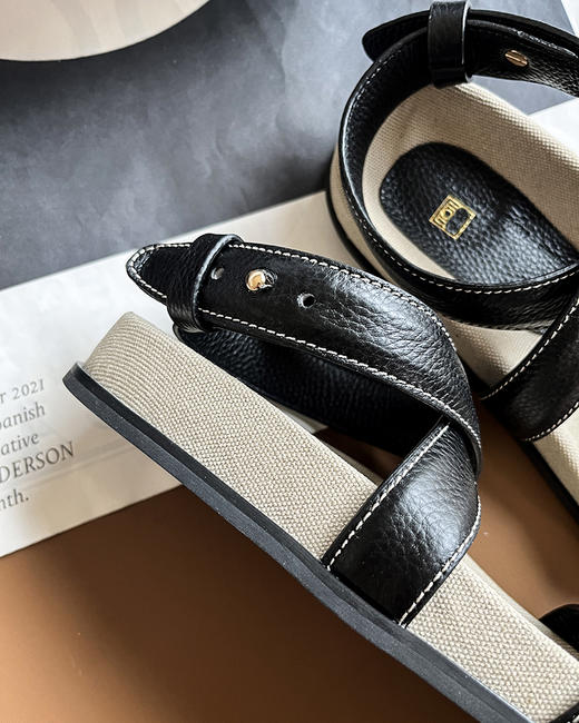 现货 THS 7.13-限时 TOT家 罗马交叉扣带凉鞋 复古沙滩凉鞋 2色 BZ1194 商品图7