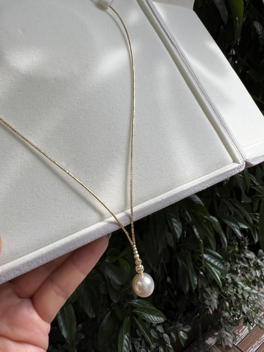 711-2 高端定制 18K真金 日本工艺深V素链 水滴型12/13干枯澳白珍珠 商品图2