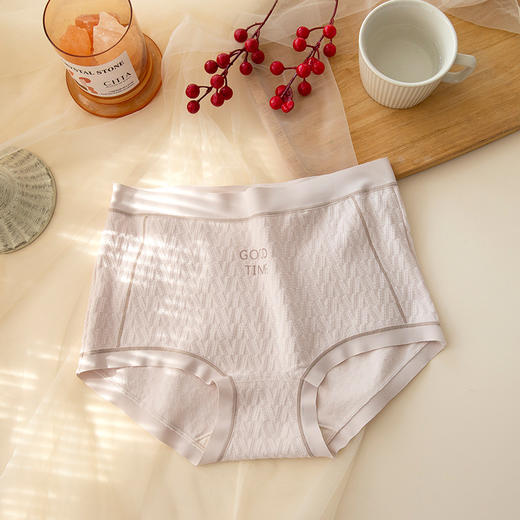 放心穿 桑蚕丝7A抗菌裆 A类婴儿棉美宅内裤女 夏大码无痕三角裤 中腰透气女士内裤 商品图6