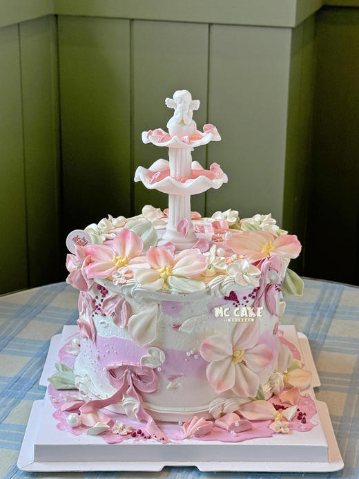 粉色裱花许愿池蛋糕【需要提前24小时预定】 商品图0