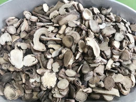 特价！浙白芍碎片 大小都有 （自然颜色偏黑 介意者慎拍） 性价比高 1公斤一份 商品图0