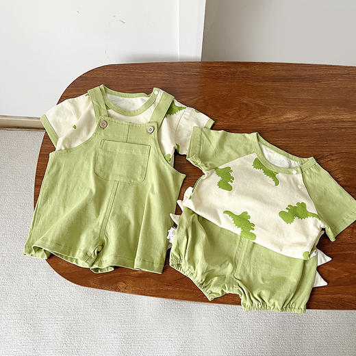 【超萌恐龙卡通造型，舒适透气面料】超萌婴儿衣服夏装 男女宝宝卡通恐龙短袖两件套 新生儿夏天衣服可爱恐龙-QQ 商品图1