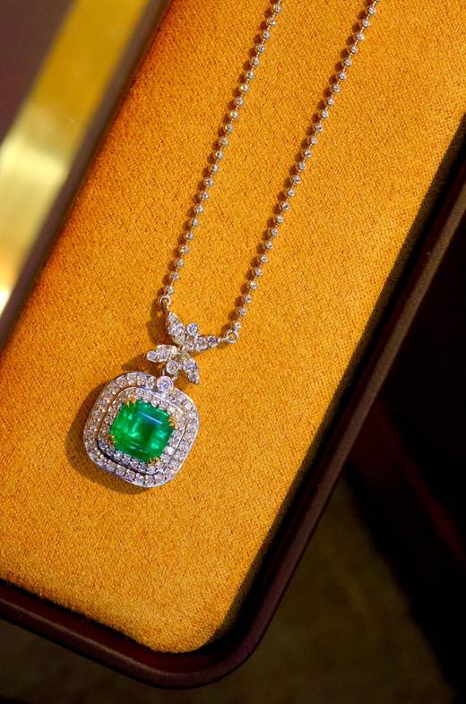 2.15ct 祖母绿项链 商品图0