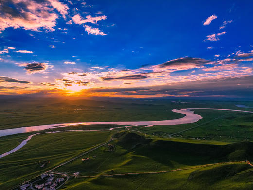 【九色甘南】莲宝叶则•扎尕那•郎木寺•九曲黄河第一湾•若尔盖草原•拉卜楞寺风光人文10天 商品图6