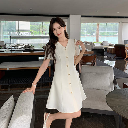 [奢姿轻奢系列]大码女装2024夏季蕾丝拼接裙子胖妹妹V领连衣裙8942890063 商品图0