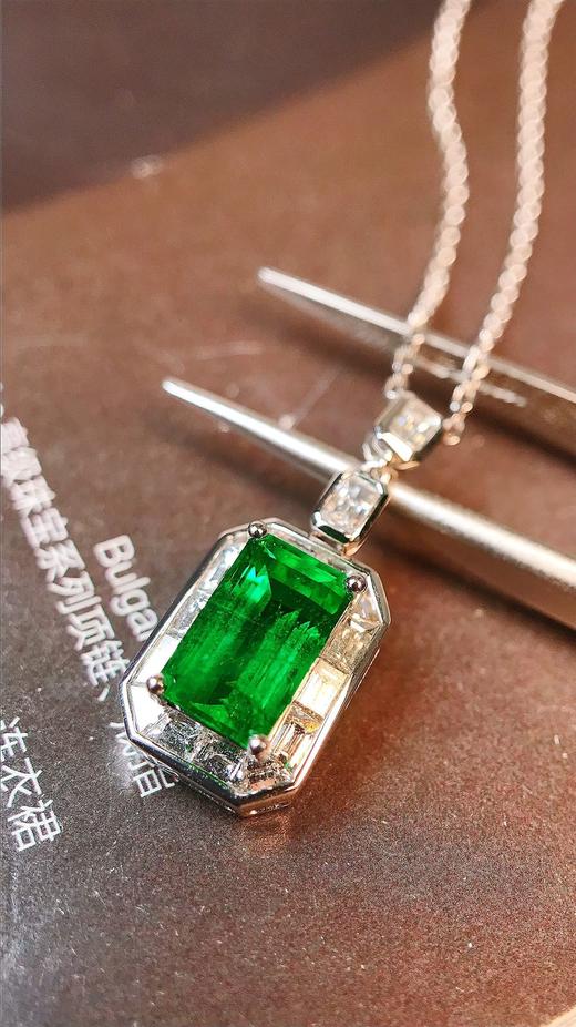 1.43ct 祖母绿锁骨链 商品图3