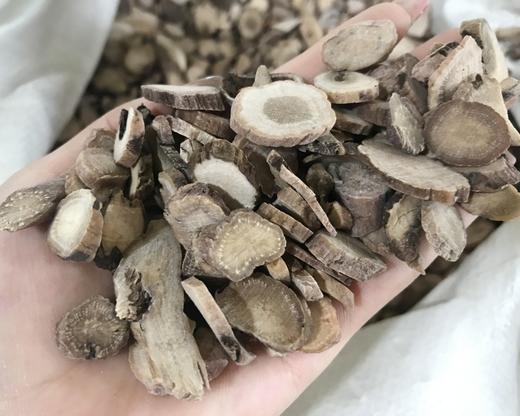 特价！浙白芍碎片 大小都有 （自然颜色偏黑 介意者慎拍） 性价比高 1公斤一份 商品图1