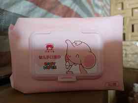 2包 红色小象婴儿手口湿巾80抽效期28年（外包装微微污损）