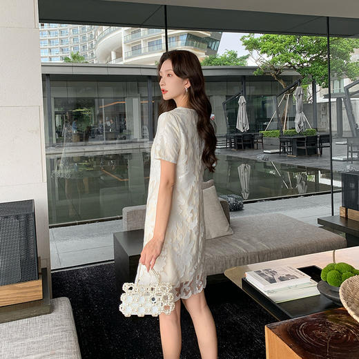 [奢姿轻奢系列]大码女装2024夏季蝴蝶结钉珠裙子胖妹妹时尚连衣裙8942810046 商品图3