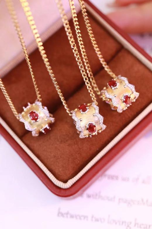 0.93ct 红宝石项链 商品图0