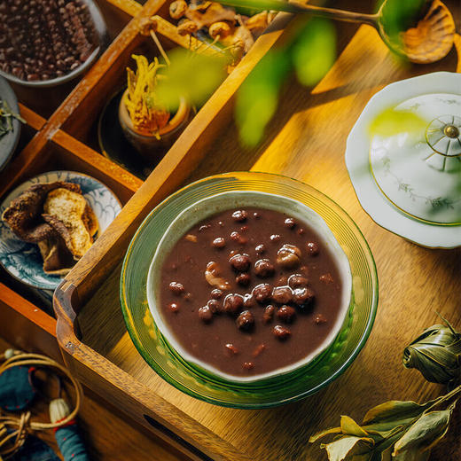 陈皮红豆沙羹+陈皮绿豆沙羹组合，20罐（各10罐），精选东北红豆 绿豆，新会陈皮，加入冰糖精心熬制，配料干净无添加，营养丰富，口感细腻绵润，清甜软糯，开盖即食M 商品图3