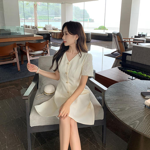 [奢姿轻奢系列]大码女装2024夏季蕾丝拼接裙子胖妹妹V领连衣裙8942890063 商品图2