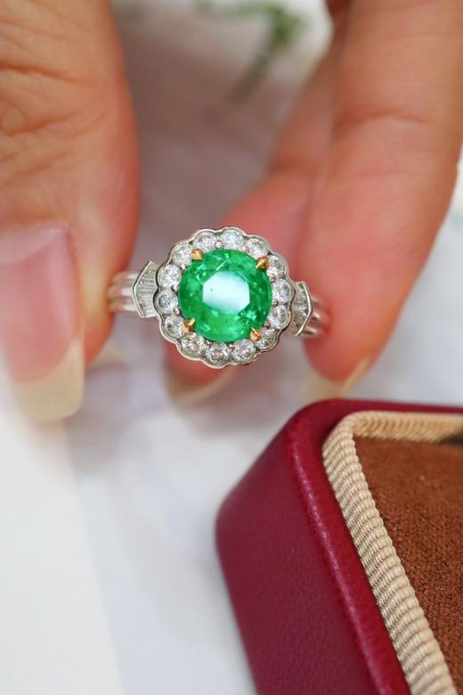 1.33ct 祖母绿戒指 商品图3