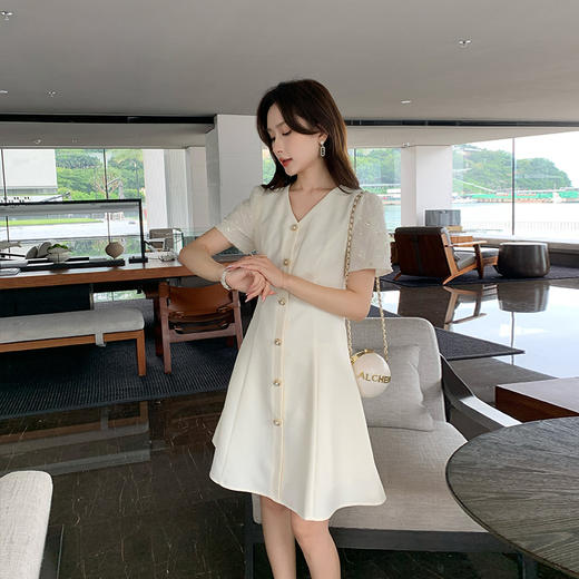 [奢姿轻奢系列]大码女装2024夏季蕾丝拼接裙子胖妹妹V领连衣裙8942890063 商品图4