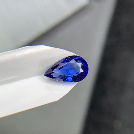 1.02ct 蓝宝石裸石 商品图1