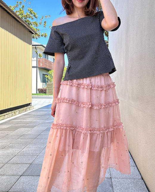 TYNVIE 拼接下摆挖肩上衣-黑格纹 商品图2