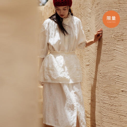 绽放515朵【黑白灰系列·白鸽】木耳边花瓣领风琴褶七分袖连衣裙 商品图0