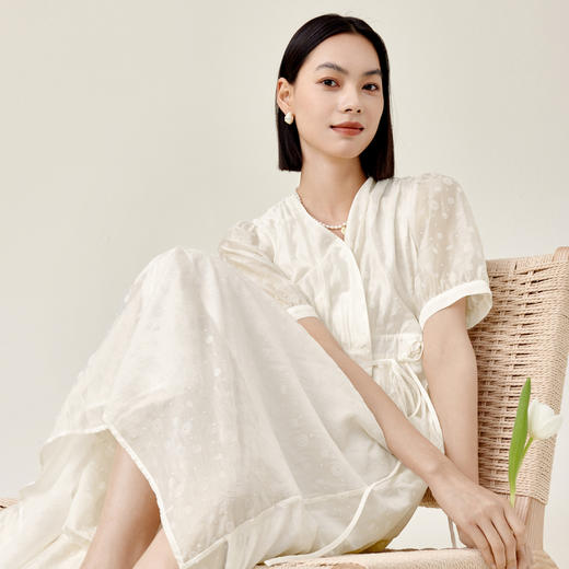 【商场同款】伊芙丽莱赛尔优雅连衣裙1F4391141 商品图0