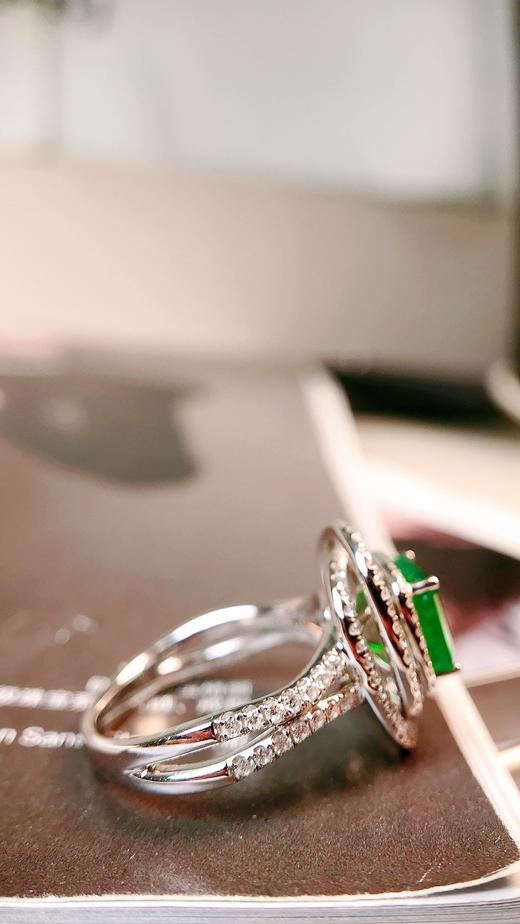 1.68ct 祖母绿戒指 商品图0