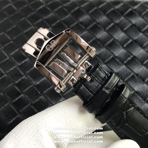 『NOOB独家货源』Girard-Perregaux 芝柏 Laureato Chronograph 桂冠系列42毫米计时腕表 316L精钢表壳 蓝宝石表镜 巴黎钮钉表盘 棒状指针 商品图7