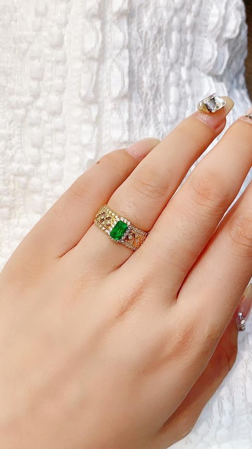 0.64ct 祖母绿戒指 商品图6